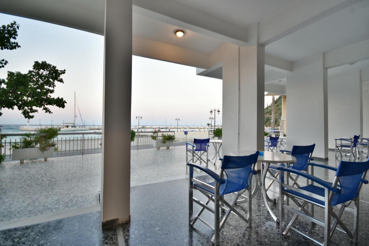 Hotel Blue Sea Тірос Екстер'єр фото